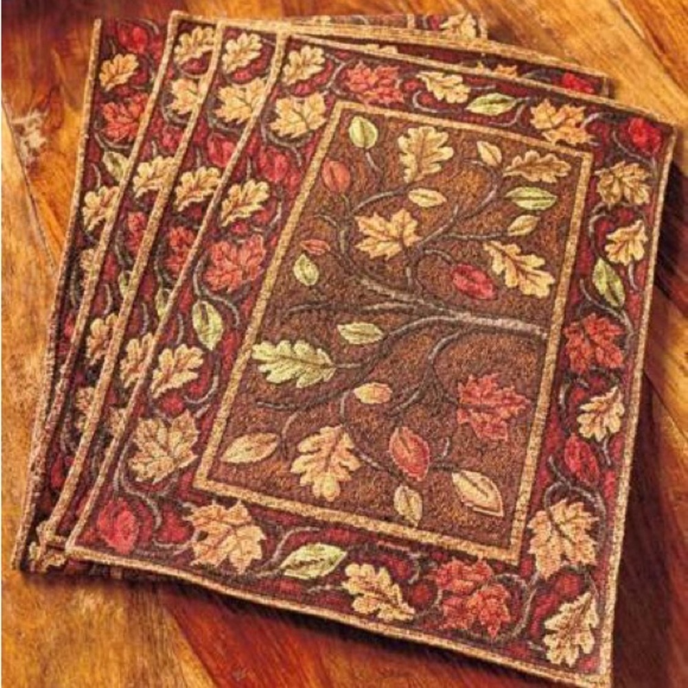 five piece table tapestry table set , mats and table runner